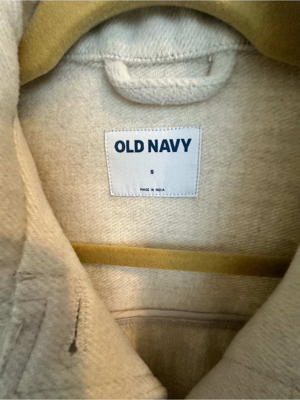 Old Navy Cream Button-Front Shacket - Picture 3 of 3